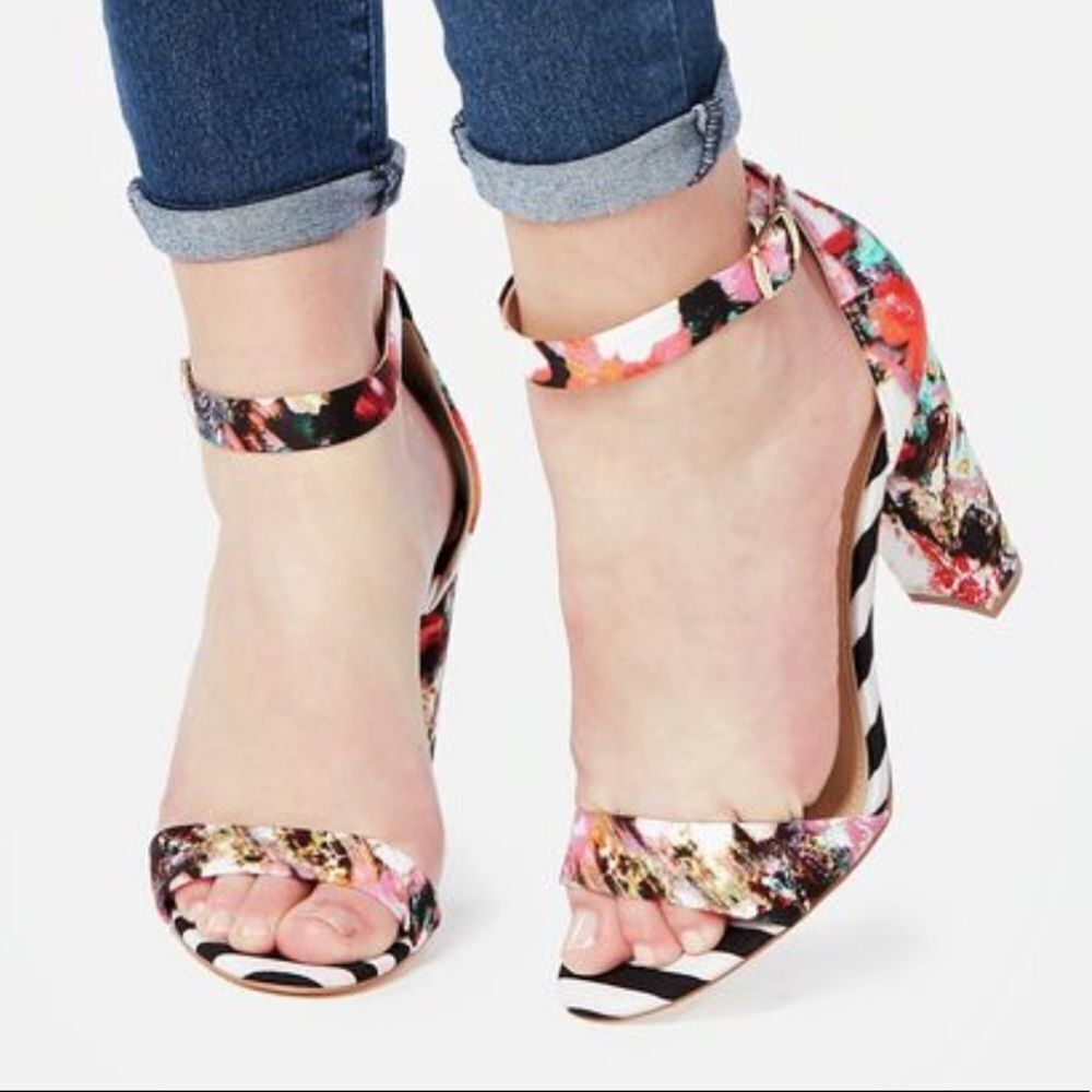 Justfab Persefinee Floral Print And Striped Heels size 9